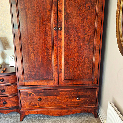 Freestanding laura ashley - laura,